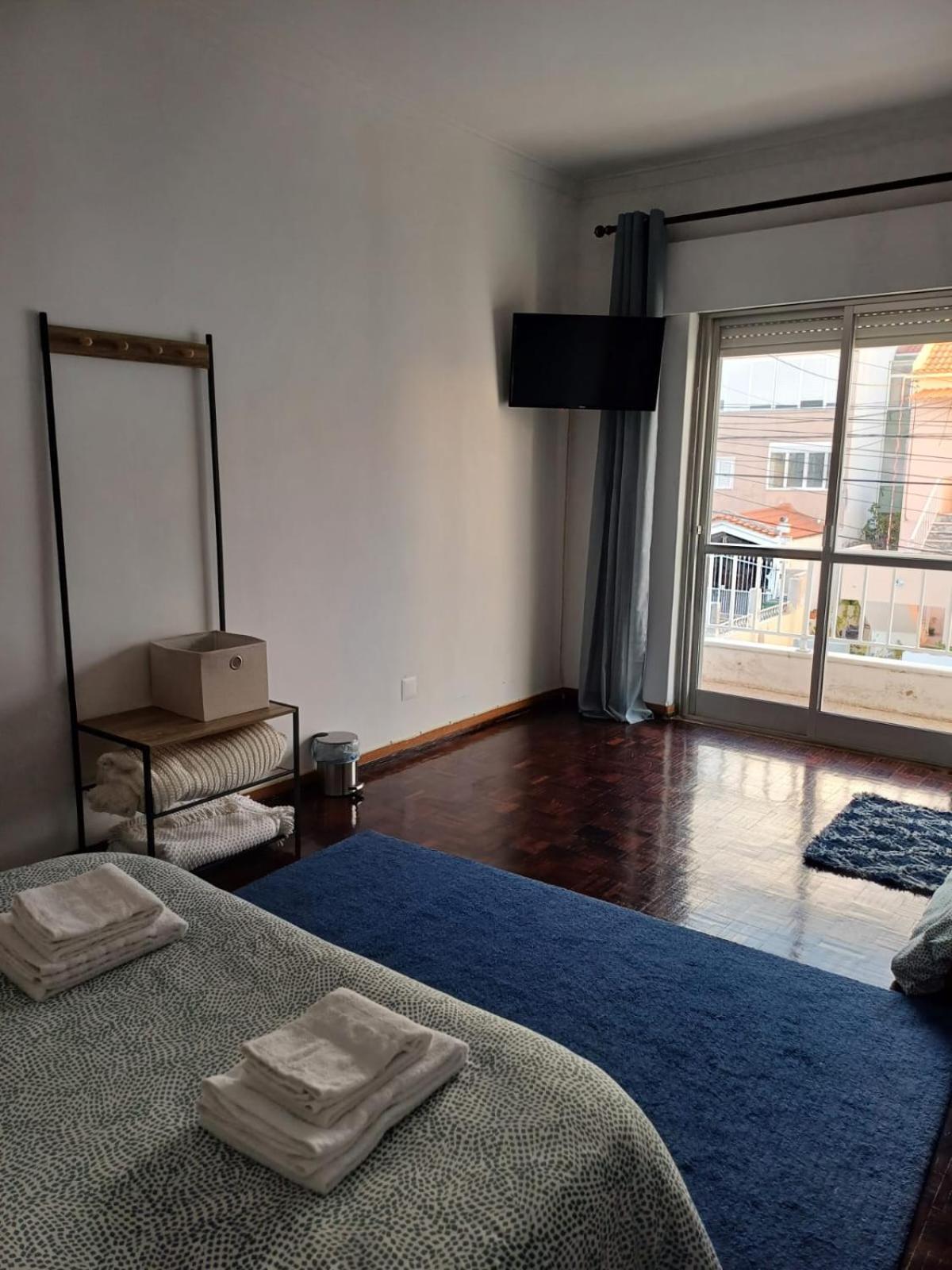 Flamingo'S Bay Hotel Corroios Bagian luar foto